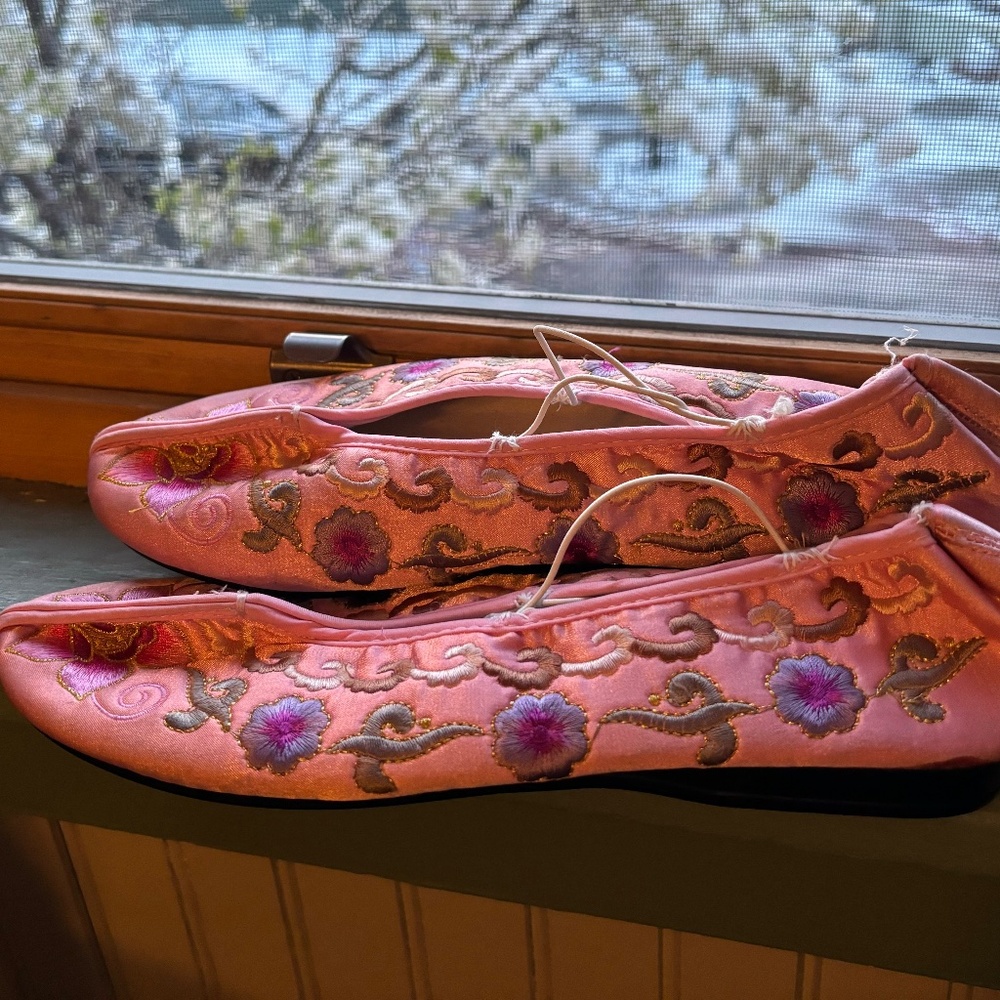 Pink Embroidered Slippers